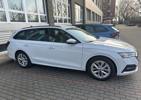 Skoda Octavia cena 77900 przebieg: 93000, rok produkcji 2021 z Gniewkowo małe 46